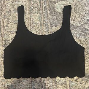 Aerie Black scalloped sports bra